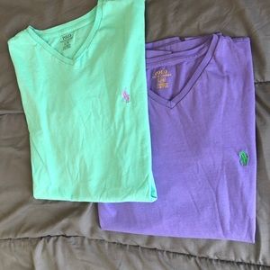 2 Polo V Necks